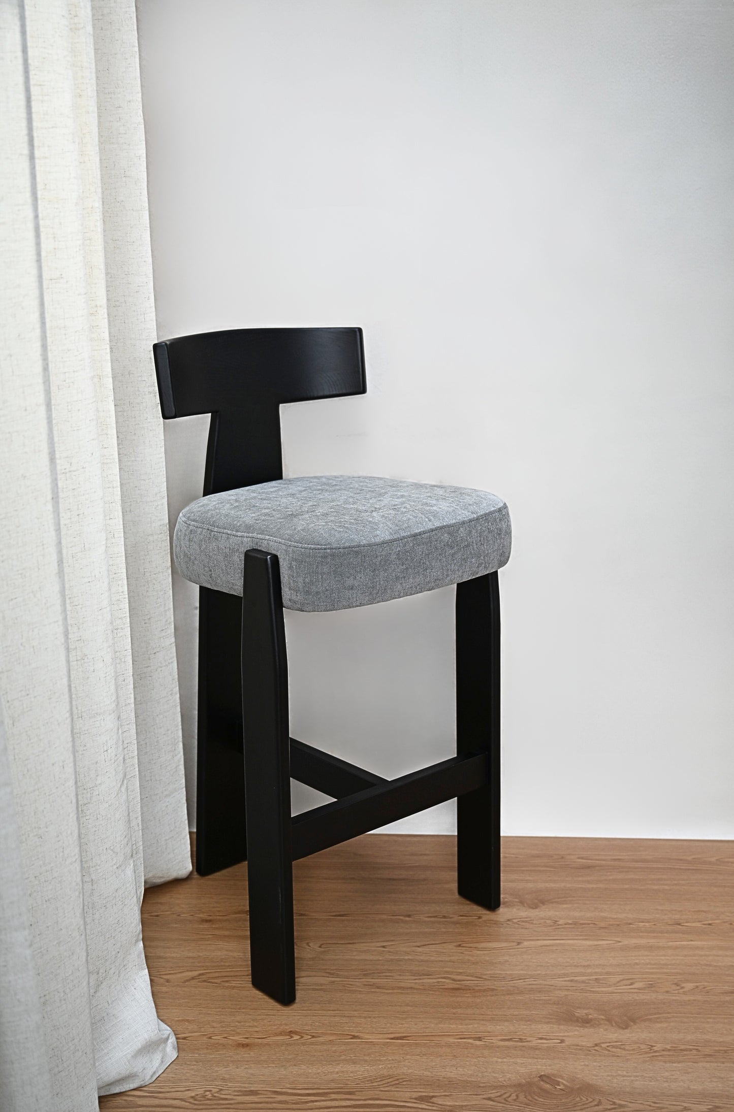 ORION High Bar Stool